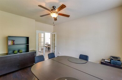 10 Caelin Ct, Spring, TX 77382 - photo 4
