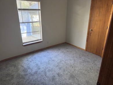 121 8th St NE, Paris, TX 75460 - photo 4