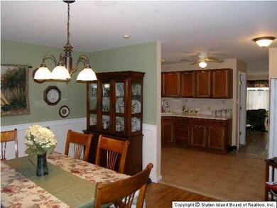 69 Beverly Ave, Staten Island, NY 10301 - photo 5