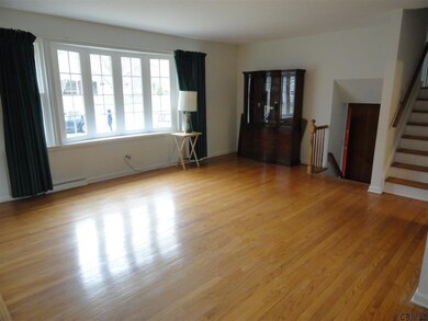 46 Louise St, Delmar, NY 12054 - photo 3