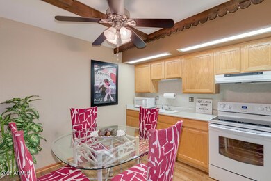 Dining Area & Kitchen