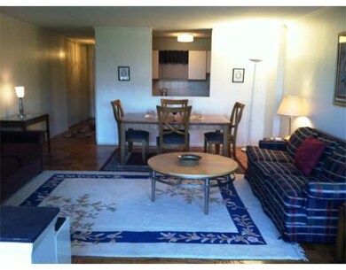 9 Hawthorne Place unit 8P, Boston, MA 02114 - photo 2