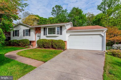 8611 Lagrange St, Lorton, VA 22079 - photo 2