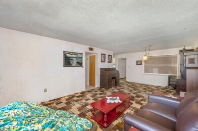 9-web-or-mls-67 11th St-20