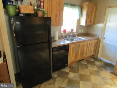 33 Patuxent Mobile Estate, Lothian, MD 20711 - photo 5