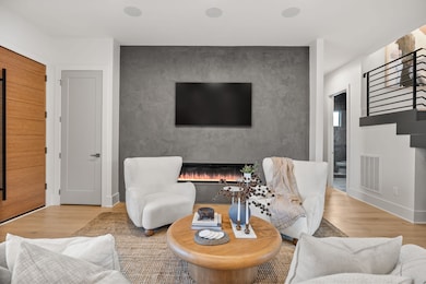 601 S 9th St, Nashville, TN 37206 - photo 6