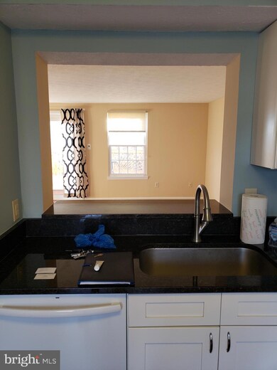 13963 Winding Ridge Ln, Centreville, VA 20121 - photo 4