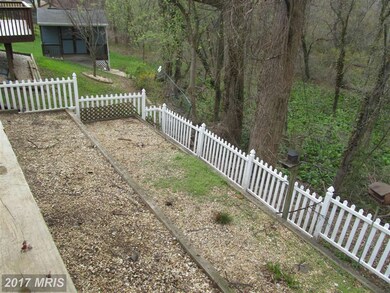 54 Yew Rd, Essex, MD 21221 - photo 3