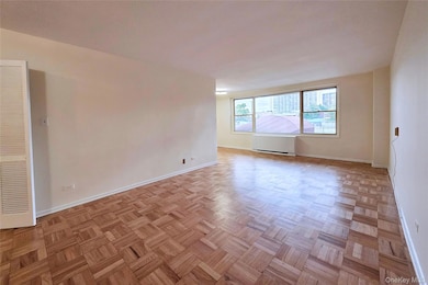 Bay Terrace Cooperative Section XII, Inc. unit 1H, Bayside, NY 11360 - photo 3