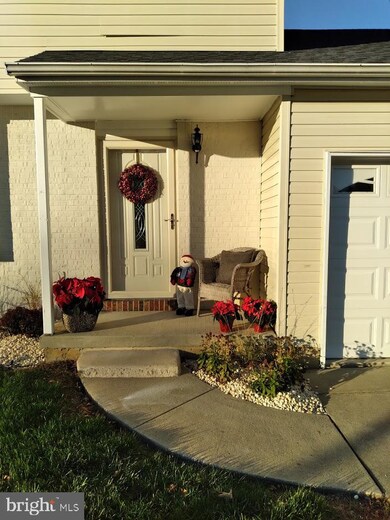 131 Anthony Dr, Burlington, NJ 08016 - photo 3