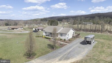 103 Huckleberry Ln, Berkeley Springs, WV 25411 - photo 5