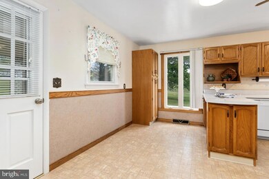 9463 W Virginia 259, Mathias, WV 26812 - photo 6