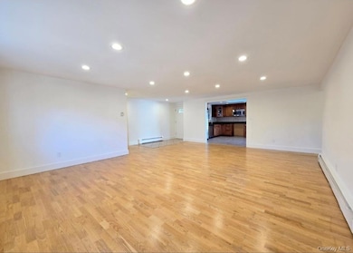 11 Hill St, Ronkonkoma, NY 11779 - photo 6