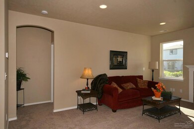 20342 Elaine Ln, Bend, OR 97702 - photo 3