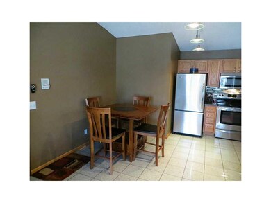 Eat-in Kitchen.