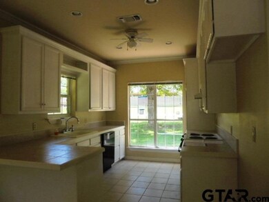 14060 Creekview Trail, Tyler, TX 75707 - photo 7