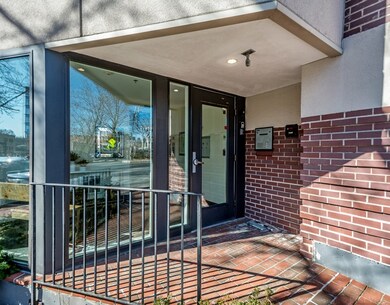 55 Station St unit 1A, Brookline, MA 02445 - photo 2