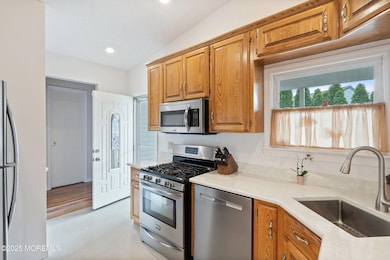 17-Kitchen 1E