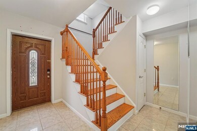 Large Entry Foyer with Closets