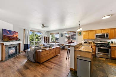 10592 Boulders Rd unit 8, Truckee, CA 96161 - photo 7