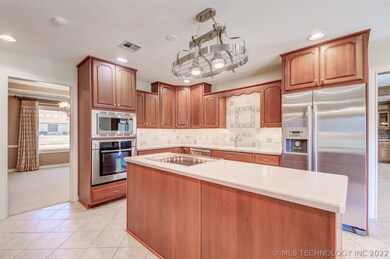 3016 Kingston Dr, Bartlesville, OK 74006 - photo 3