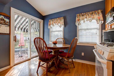 103 Chatham Rd. ~ Eat-in Kitchen