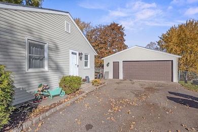 7832 58th Place N, Minneapolis, MN 55428 - photo 4