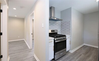 1308 Enid St unit 5, Houston, TX 77009 - photo 5