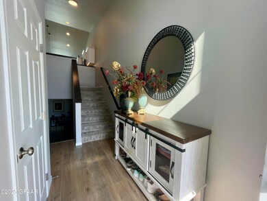 1776 Tobi Ln, Grand Forks, ND 58201 - photo 2