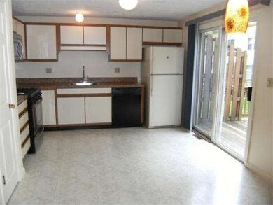 18 Pinecrest Village, Hopkinton, MA 01748 - photo 3