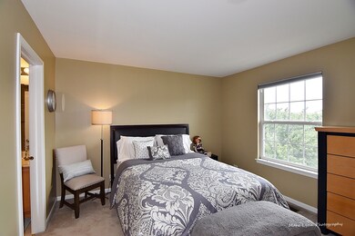 2409 Courtyard Cir unit 1, Aurora, IL 60506 - photo 6