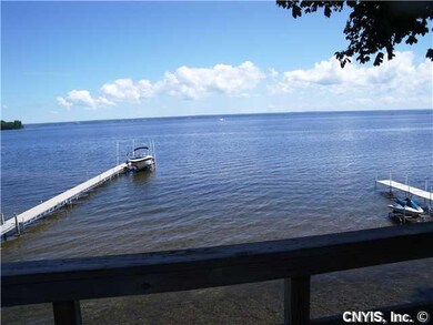 Waterfront/Dock/Pier