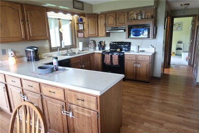 630 High St, West Gardiner, ME 04345 - photo 2