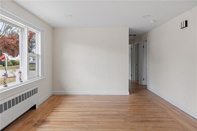 46 Urbana St, Cranston, RI 02920 - photo 4