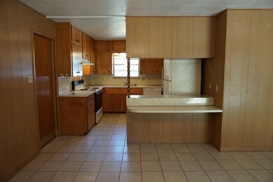 109 Glenwood Dr, Fredericksburg, TX 78624 - photo 6