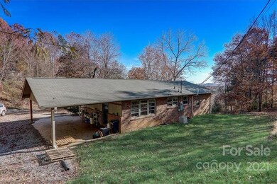 111 Turtle Dove Ln, Hendersonville, NC 28792 - photo 5