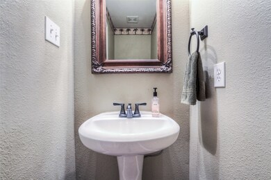 4303 Twin Lakes Trail, Pearland, TX 77584 - photo 7