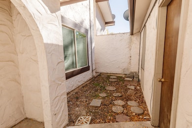 1068 N 250 W, Logan, UT 84341 - photo 3