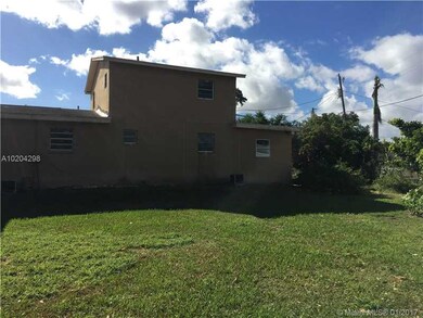 688 SW 9th St, Belle Glade, FL 33430 - photo 4