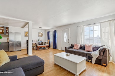 3021 Monroe Ave, El Paso, TX 79930 - photo 2