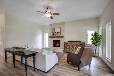 26919 Bent Trail, Boerne, TX 78006 - photo 4