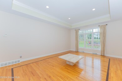 15 Tulip Tree Ln, Schenectady, NY 12309 - photo 6