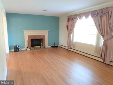 69 Kennedy Dr, Chambersburg, PA 17201 - photo 6