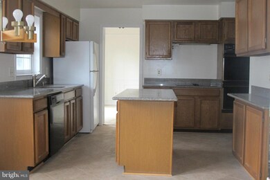 11605 Flints Grove Ln, North Potomac, MD 20878 - photo 6