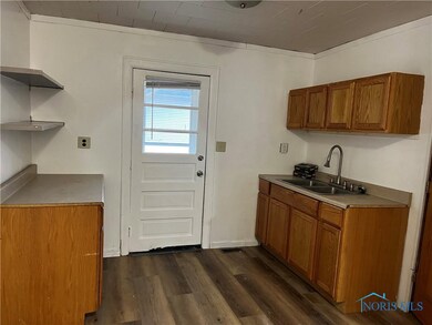 824 S West St, Findlay, OH 45840 - photo 4