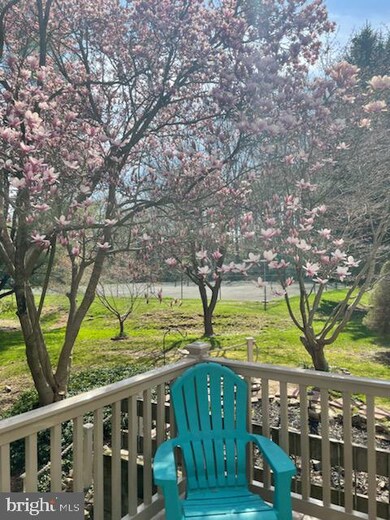 56 Dendron Ct, Parkville, MD 21234 - photo 3