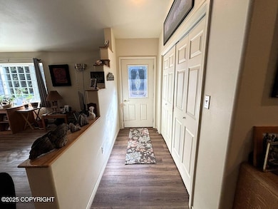 2129 Harbor Way - Front entry