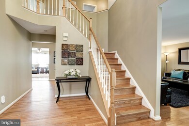 2807 Bixley Hill Ct, Woodbridge, VA 22191 - photo 3