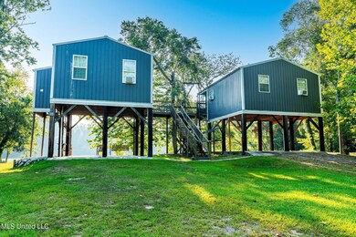 1 Exterior (2 of 2)