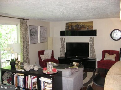 24 Cranberry Ct unit 120, Marlton, NJ 08053 - photo 6